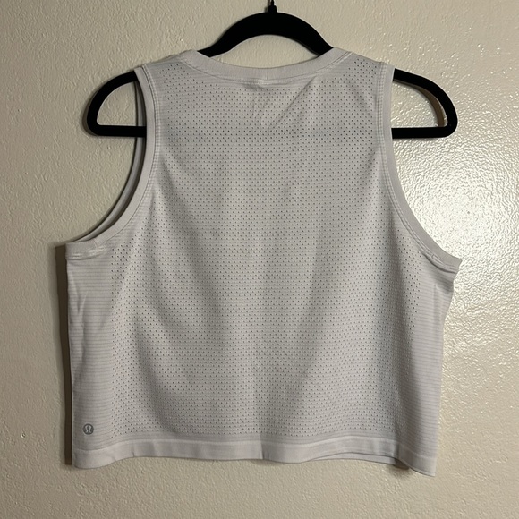 Lululemon Breeze By Tank Top - Picture 3 of 4